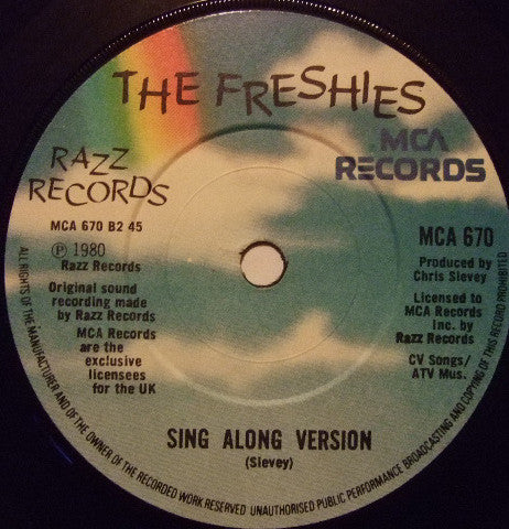 The Freshies : I'm In Love With The Girl On The Manchester Virgin Megastore Check-Out Desk (7", Single)