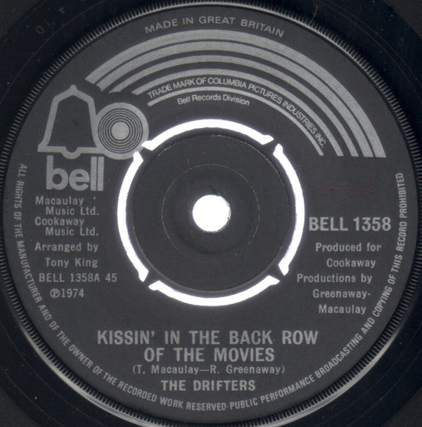 The Drifters : Kissin' In The Back Row Of The Movies (7", Single, Bla)