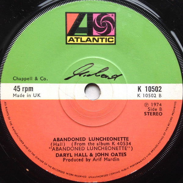 Daryl Hall & John Oates : She's Gone (7", Single, Sol)