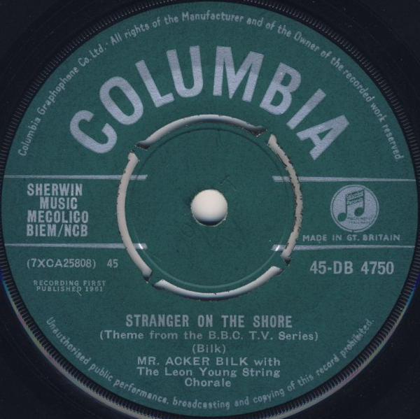 Acker Bilk With The Leon Young String Chorale - Stranger On The Shore (7) (Very Good Plus (VG)) - DaddyPop