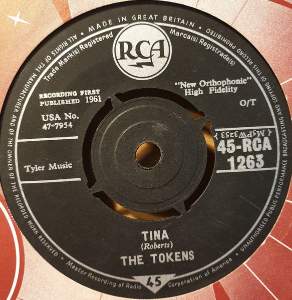 The Tokens : The Lion Sleeps Tonight (7", Single)