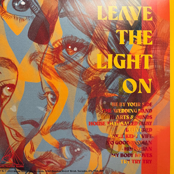 Pillow Queens (2) : Leave The Light On (LP, Album)