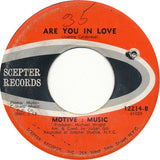 Motive: Music : Hey There Blondie (7", Single)