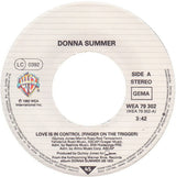 Donna Summer : Love Is In Control (Finger On The Trigger) (7", Single)