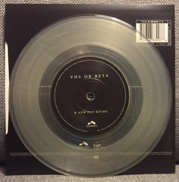 VHS Or Beta : The Melting Moon (7", Ltd, Cle)