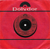 Shakatak : Living In The U.K. (7", Single, Red)