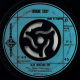 Duane Eddy & The Rebelettes : Play Me Like You Play Your Guitar (7", Lar)