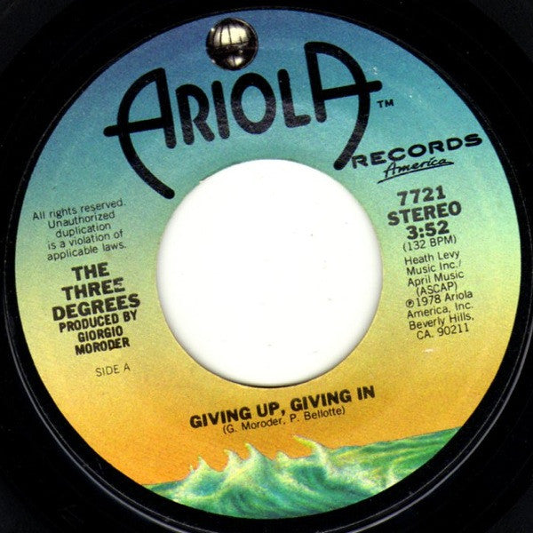 The Three Degrees : Giving Up, Giving In (7", Styrene, Ter)